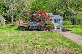 858 Bocktown Rd, Moon/crescent Twp, PA 15046