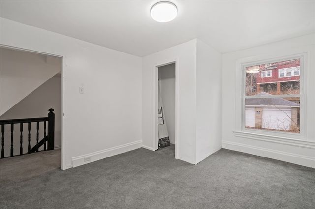 4022 Oswald St, Brighton Heights, PA 15212