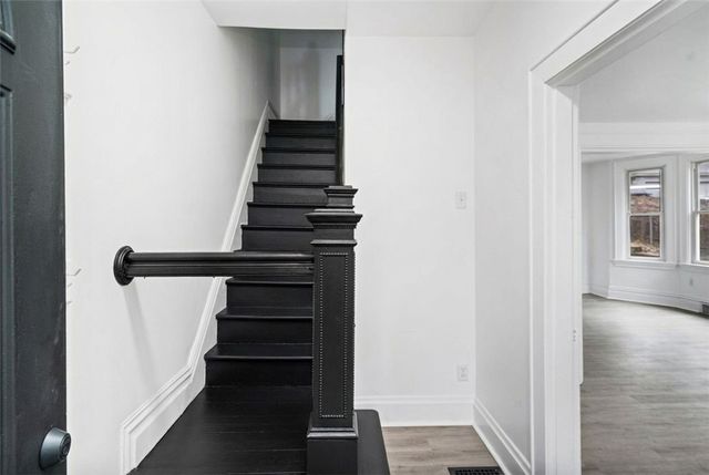 4022 Oswald St, Brighton Heights, PA 15212