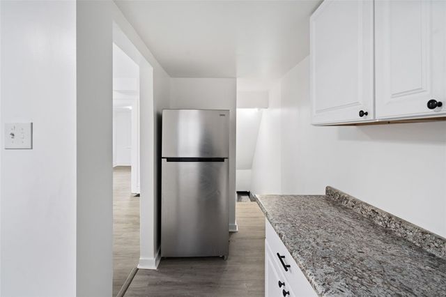 4022 Oswald St, Brighton Heights, PA 15212