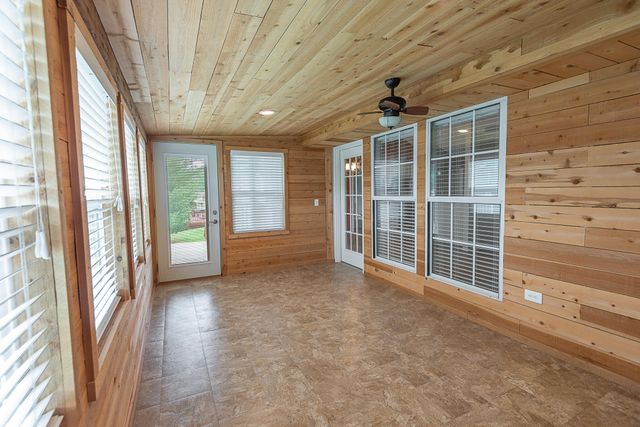 159 Lancashire Drive, Branson, MO 65616