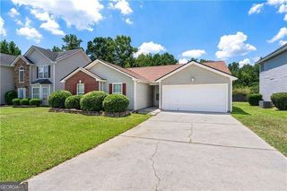 8318 Champion Trail Circle, Fairburn, GA 30123