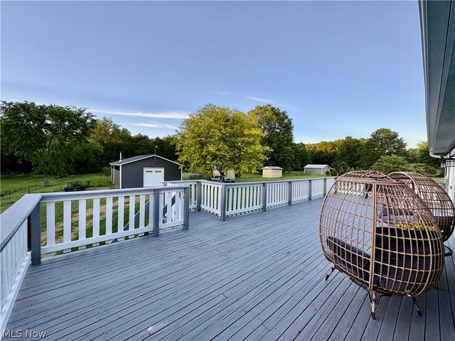8591 Crow Road, Litchfield, OH 44253