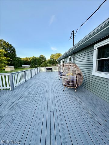 8591 Crow Road, Litchfield, OH 44253