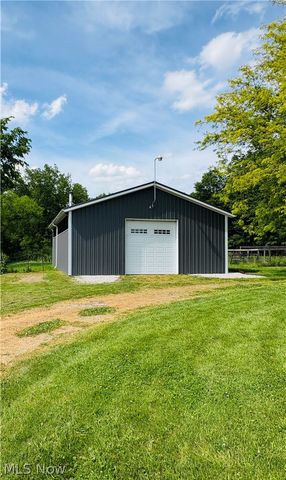 8591 Crow Road, Litchfield, OH 44253