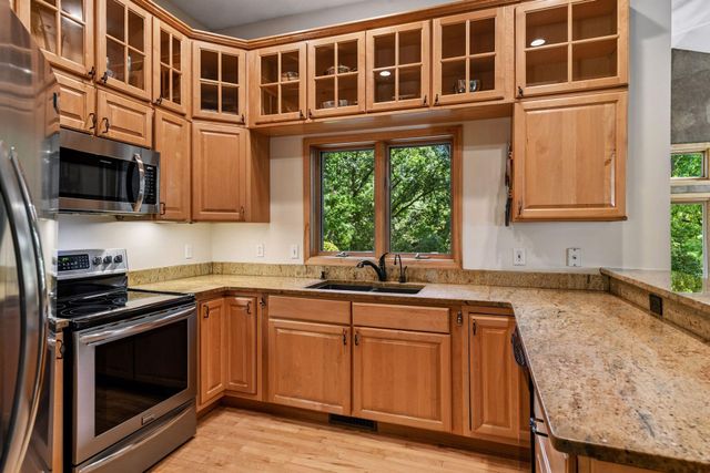 5535 Wingwood Court, Minnetonka, MN 55345
