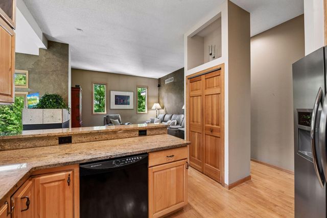 5535 Wingwood Court, Minnetonka, MN 55345