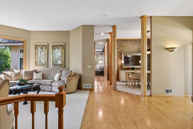 5535 Wingwood Court, Minnetonka, MN 55345