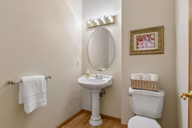 5535 Wingwood Court, Minnetonka, MN 55345