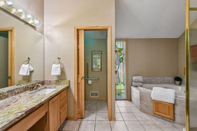 5535 Wingwood Court, Minnetonka, MN 55345