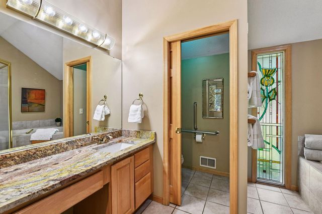 5535 Wingwood Court, Minnetonka, MN 55345