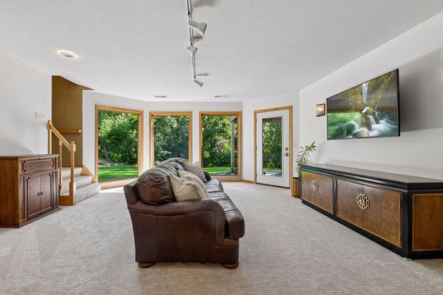 5535 Wingwood Court, Minnetonka, MN 55345