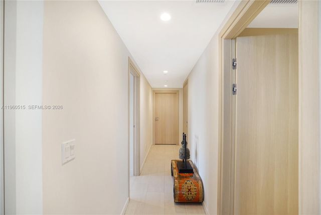 1000 Brickell Plz 1902, Miami, FL 33131