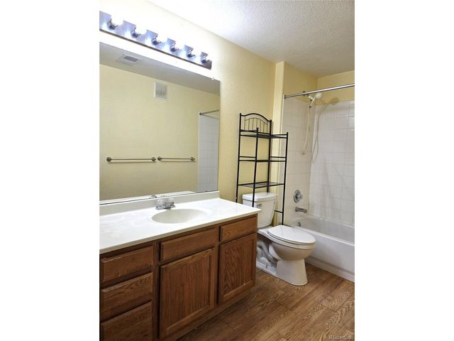 9984 E Carolina Cir 101, Aurora, CO 80247