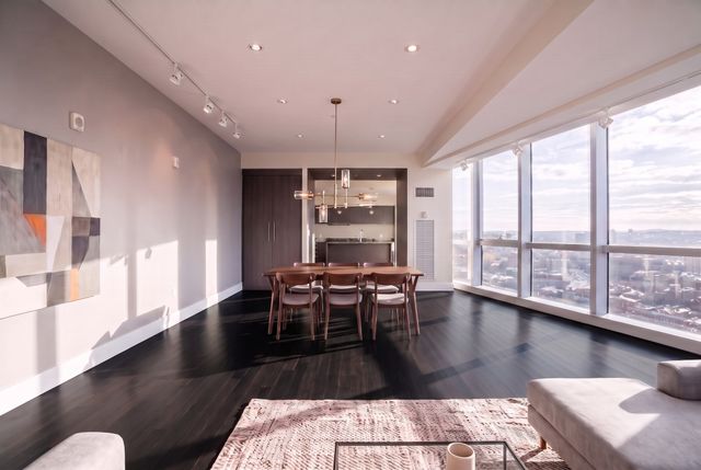 110 Stuart St 18B, Boston, MA 02116