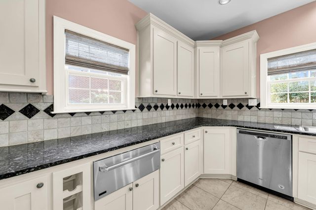 4220 Meadowbrook Court, North Charleston, SC 29420