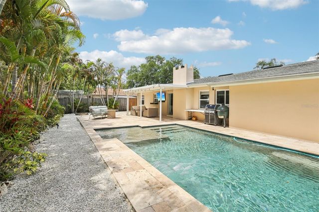 2131 VIOLA DRIVE, Clearwater, FL 33764