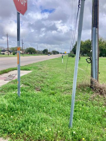 11111 Fm 1764 Road, Santa Fe, TX 77510