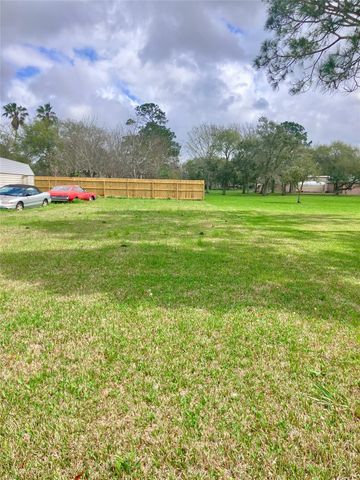 11111 Fm 1764 Road, Santa Fe, TX 77510