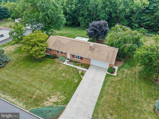 5 DIANNA DR, Annville, PA 17003