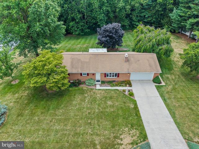 5 DIANNA DR, Annville, PA 17003