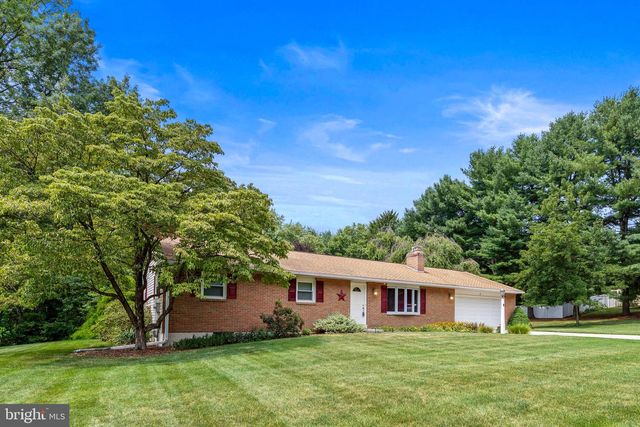5 DIANNA DR, Annville, PA 17003