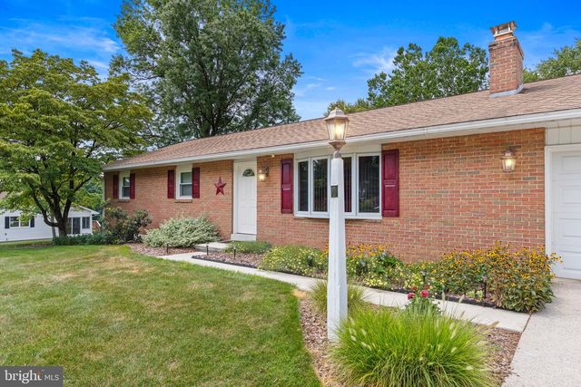 5 DIANNA DR, Annville, PA 17003