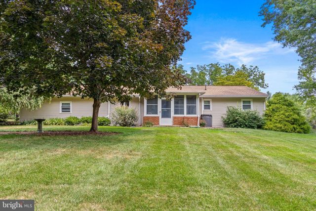 5 DIANNA DR, Annville, PA 17003