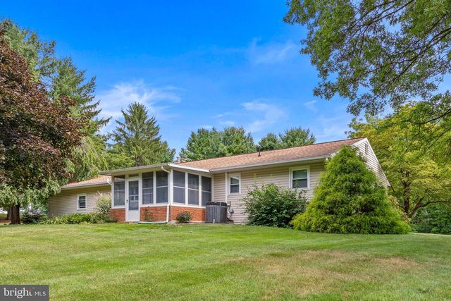5 DIANNA DR, Annville, PA 17003