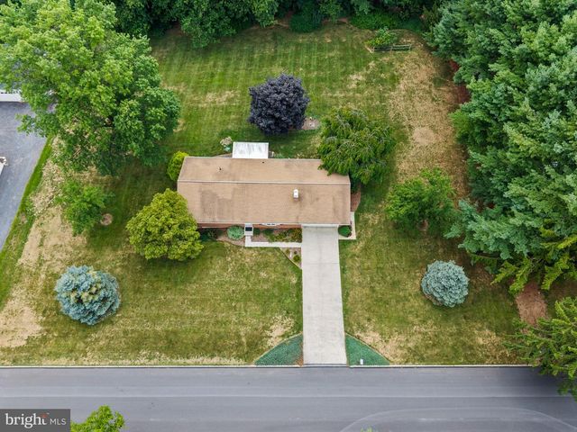 5 DIANNA DR, Annville, PA 17003