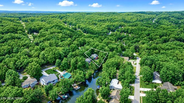 159 Ivy Brook Lane, Crossville, TN 38558