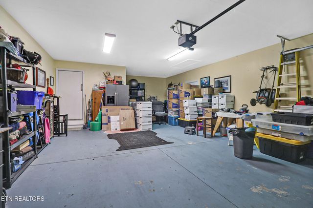 159 Ivy Brook Lane, Crossville, TN 38558