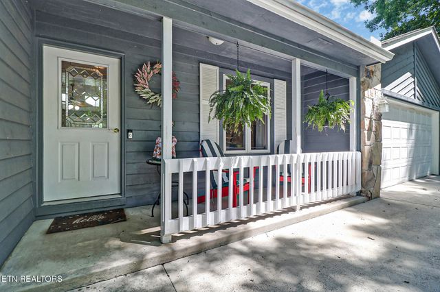 159 Ivy Brook Lane, Crossville, TN 38558