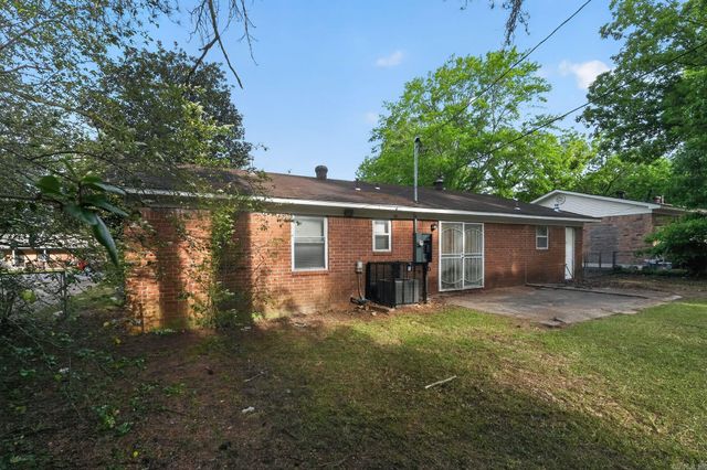 10209 Milkyway Dr, Little Rock, AR 72209