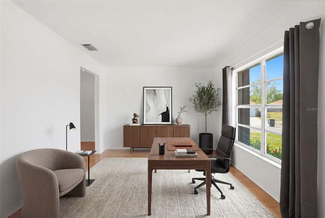 8040 TOWNE COURT, Orlando, FL 32818