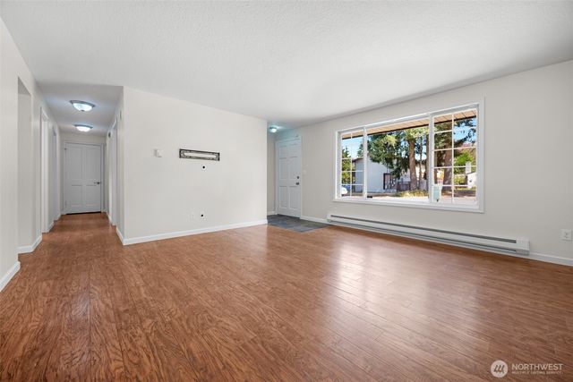 902 Peters Place, Everett, WA 98208