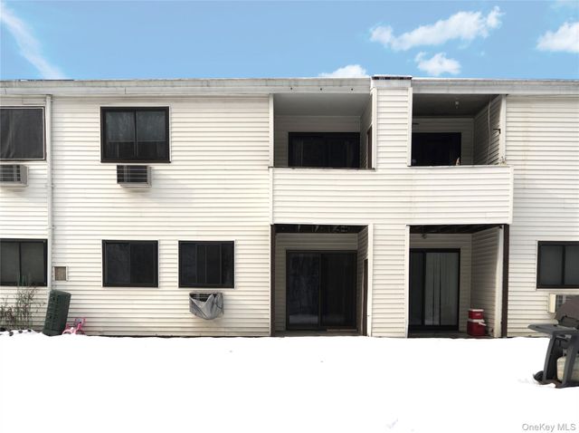 29 Scarborough Lane A, Wappingers Falls, NY 12590