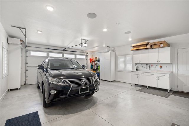 2605 S Cherrytree Ln, Spokane, WA 99203