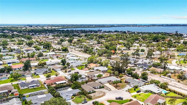 7401 13TH AVENUE W, Bradenton, FL 34209