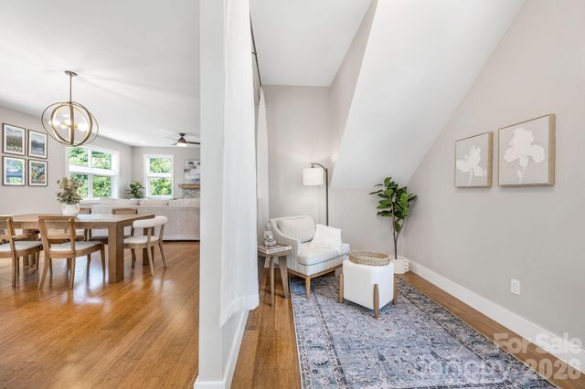 27 Hubbard Avenue, Asheville, NC 28806