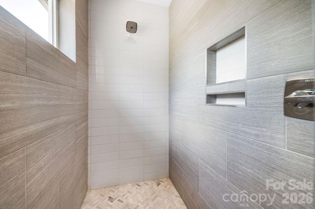 27 Hubbard Avenue, Asheville, NC 28806