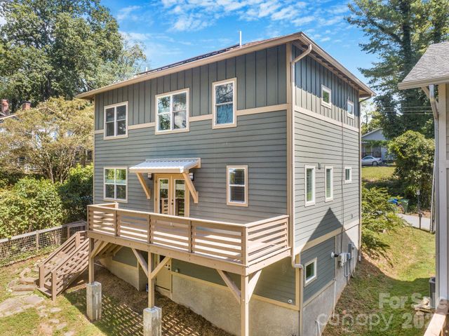 27 Hubbard Avenue, Asheville, NC 28806