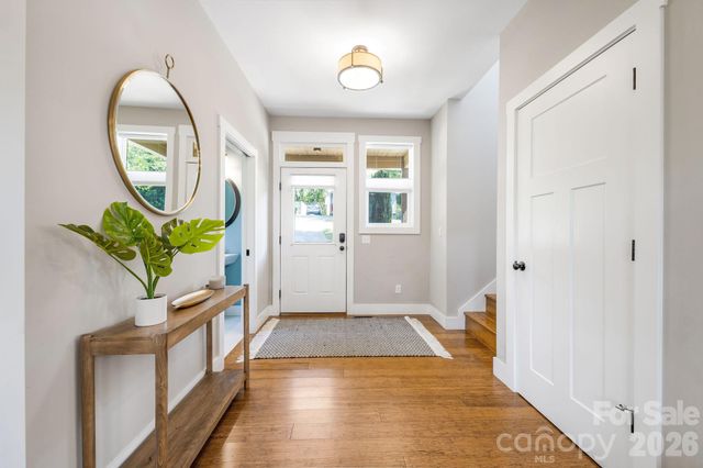 27 Hubbard Avenue, Asheville, NC 28806
