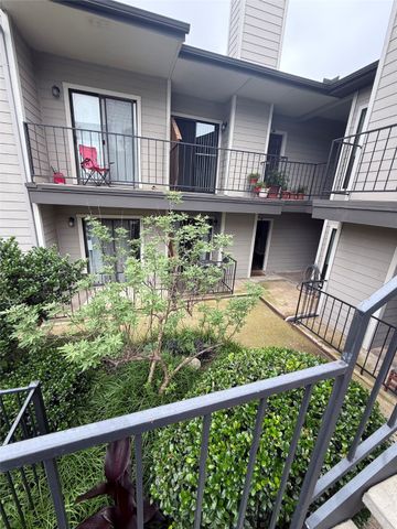 1503 N Garrett Avenue 109, Dallas, TX 75206