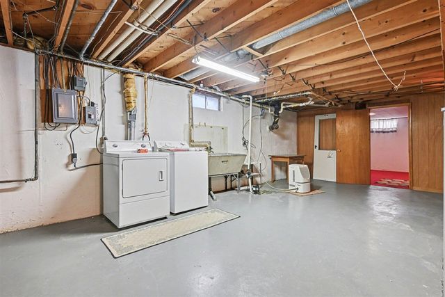 604 Heath Avenue, White Pigeon, MI 49099