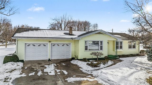 604 Heath Avenue, White Pigeon, MI 49099