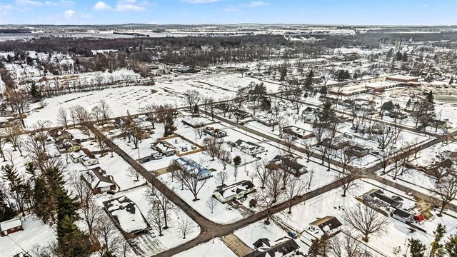 604 Heath Avenue, White Pigeon, MI 49099