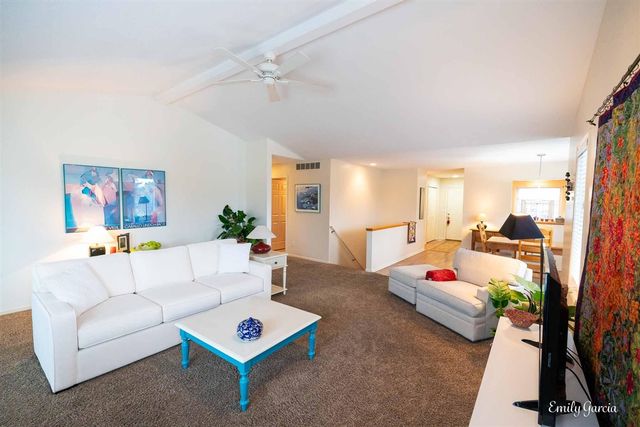 1361 E Pointe Ridge, Holland, MI 49423