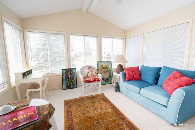 1361 E Pointe Ridge, Holland, MI 49423