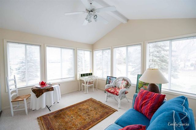 1361 E Pointe Ridge, Holland, MI 49423